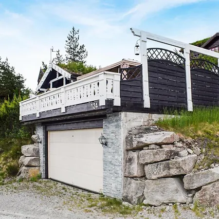Holiday home 4 Bedroom Stunning In