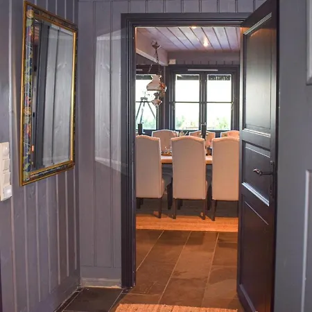 4 Bedroom Stunning In *